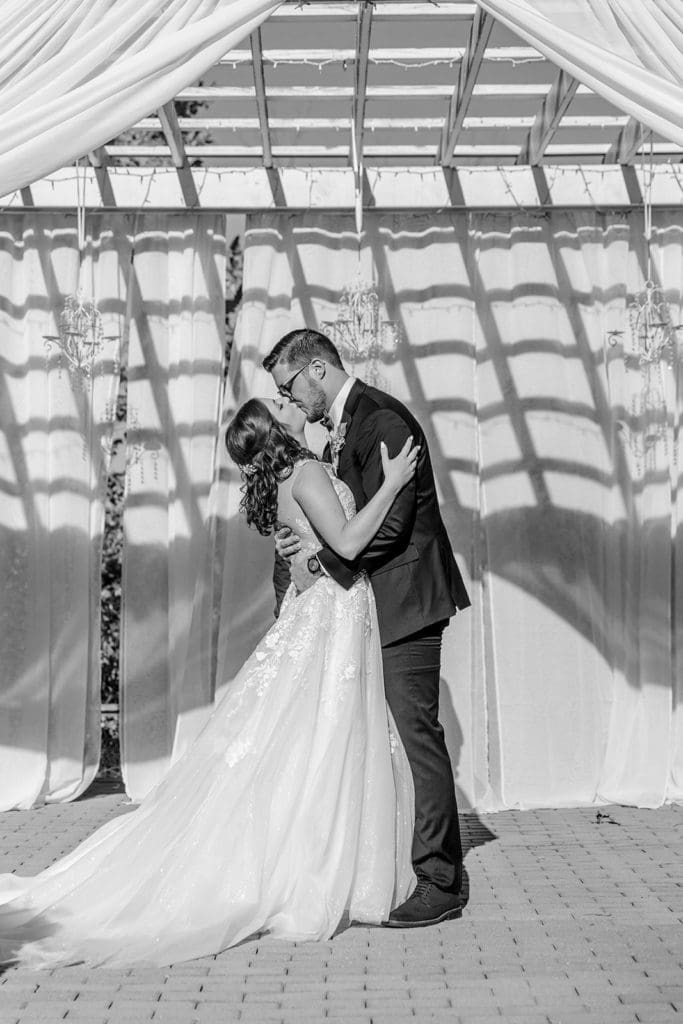 romantic fall wedding